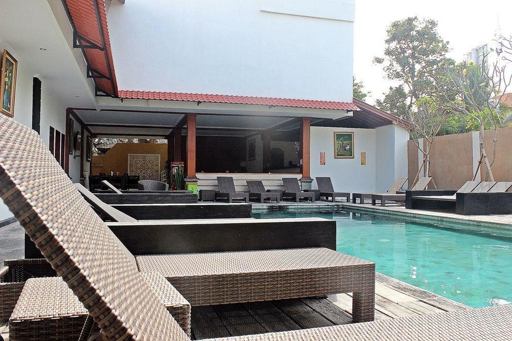 Mirah Hostel Legian Exteriér fotografie