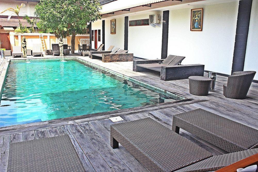 Mirah Hostel Legian Exteriér fotografie