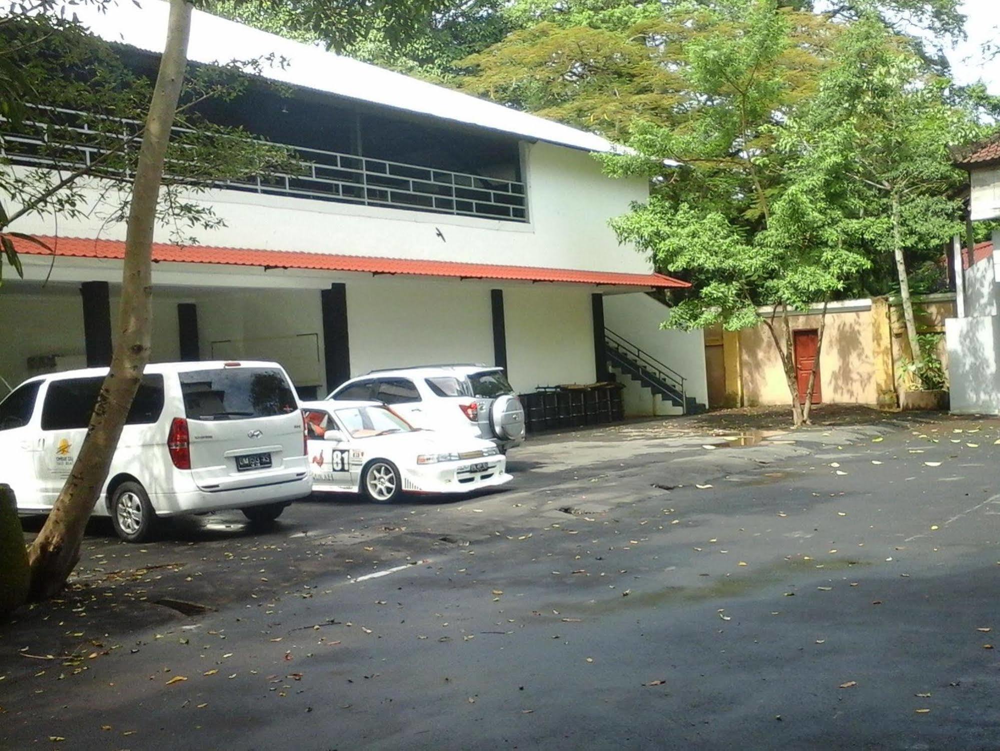 Mirah Hostel Legian Exteriér fotografie