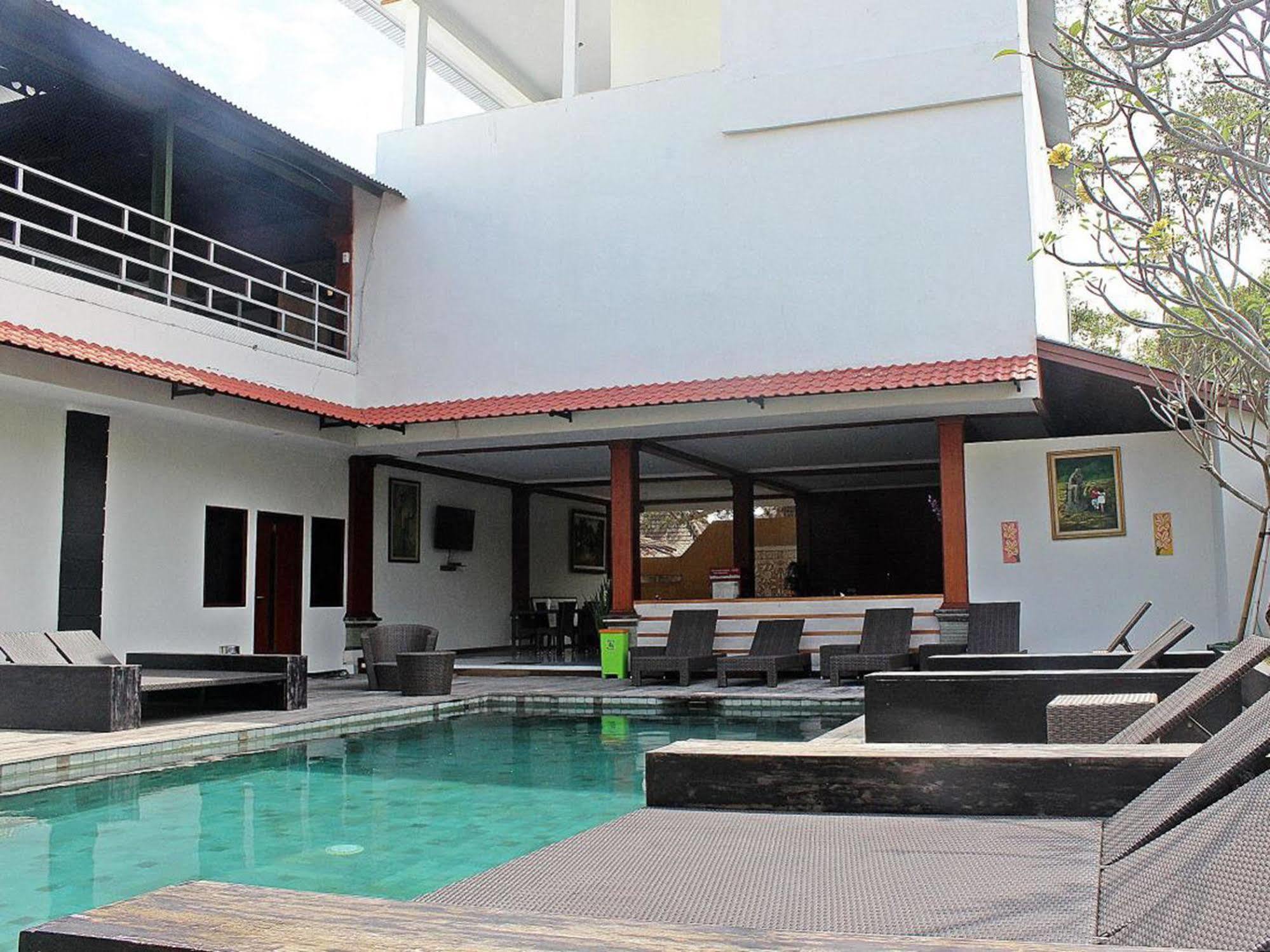 Mirah Hostel Legian Exteriér fotografie