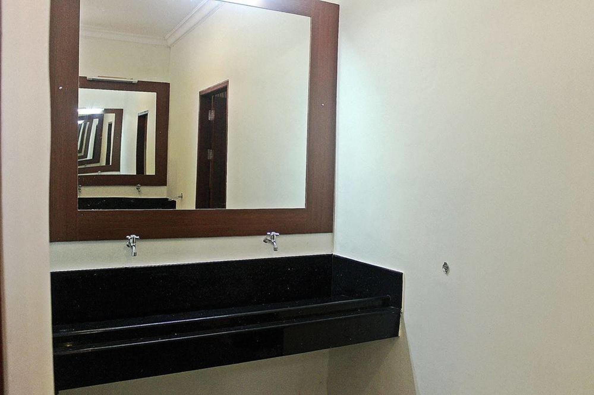 Mirah Hostel Legian Exteriér fotografie